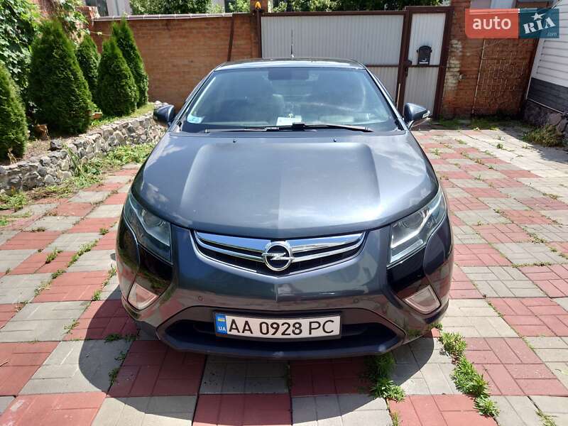 Хэтчбек Opel Ampera 2012 в Киеве
