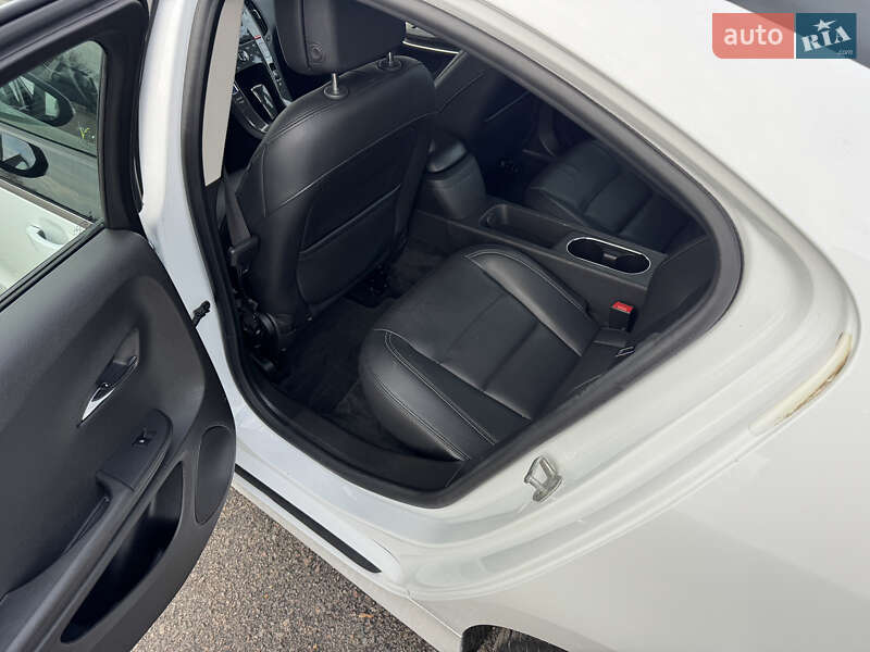 Хэтчбек Opel Ampera 2012 в Белой Церкви