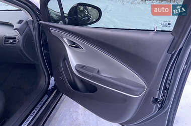 Хэтчбек Opel Ampera 2011 в Яворове