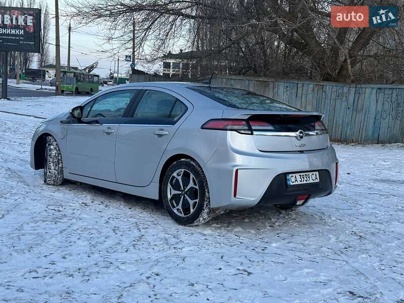 Хэтчбек Opel Ampera 2011 в Черкассах