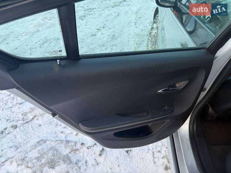 Хэтчбек Opel Ampera 2011 в Черкассах