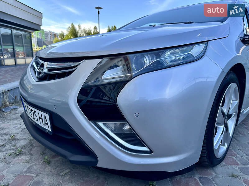 Хэтчбек Opel Ampera 2012 в Киеве фото 25 Хэтчбек Opel Ampera 2012 в Киеве