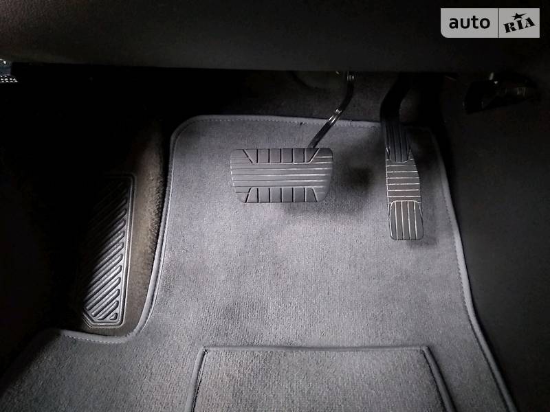 Позашляховик / Кросовер Opel Antara 2011 в Києві