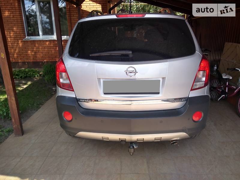 Позашляховик / Кросовер Opel Antara 2011 в Києві