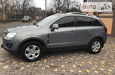 Позашляховик / Кросовер Opel Antara 2013 в 