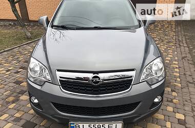 Позашляховик / Кросовер Opel Antara 2013 в 