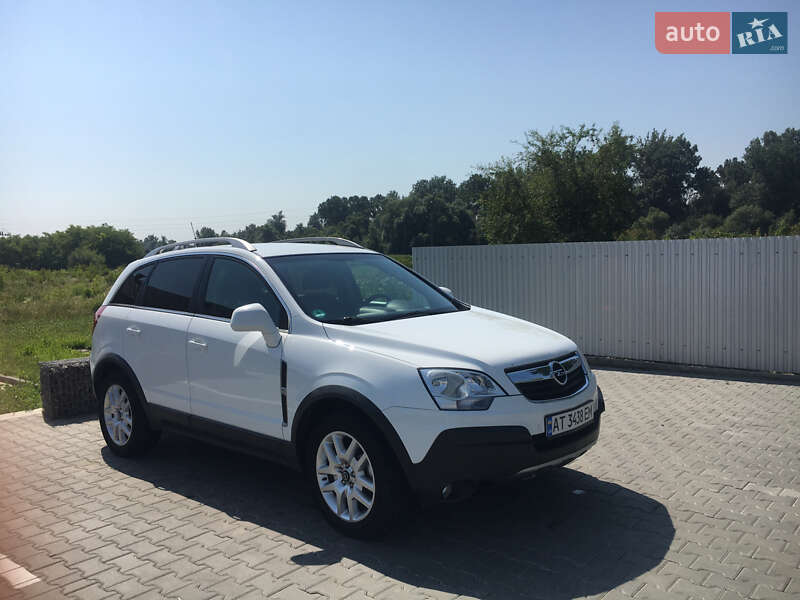 Внедорожник / Кроссовер Opel Antara 2010 в Снятине