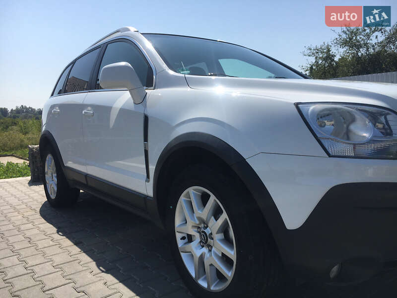 Внедорожник / Кроссовер Opel Antara 2010 в Снятине