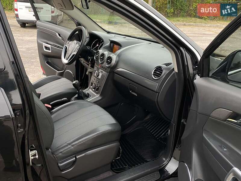 Внедорожник / Кроссовер Opel Antara 2010 в Харькове