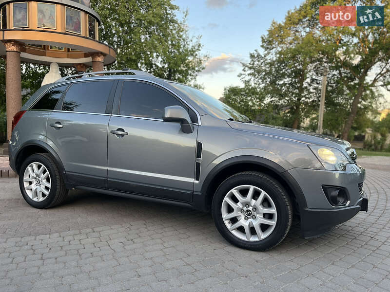 Позашляховик / Кросовер Opel Antara 2012 в Івано-Франківську