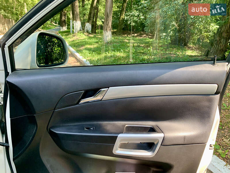 Внедорожник / Кроссовер Opel Antara 2012 в Черновцах