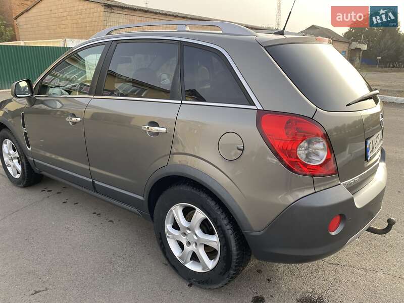 Внедорожник / Кроссовер Opel Antara 2008 в Шполе