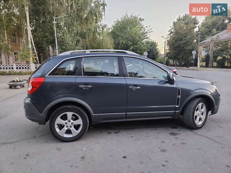 Внедорожник / Кроссовер Opel Antara 2006 в 