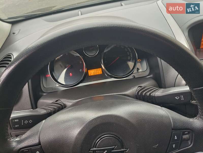 Позашляховик / Кросовер Opel Antara 2008 в Вишневому