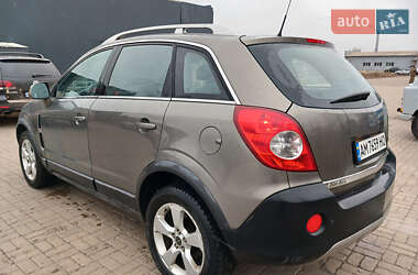 Внедорожник / Кроссовер Opel Antara 2006 в 