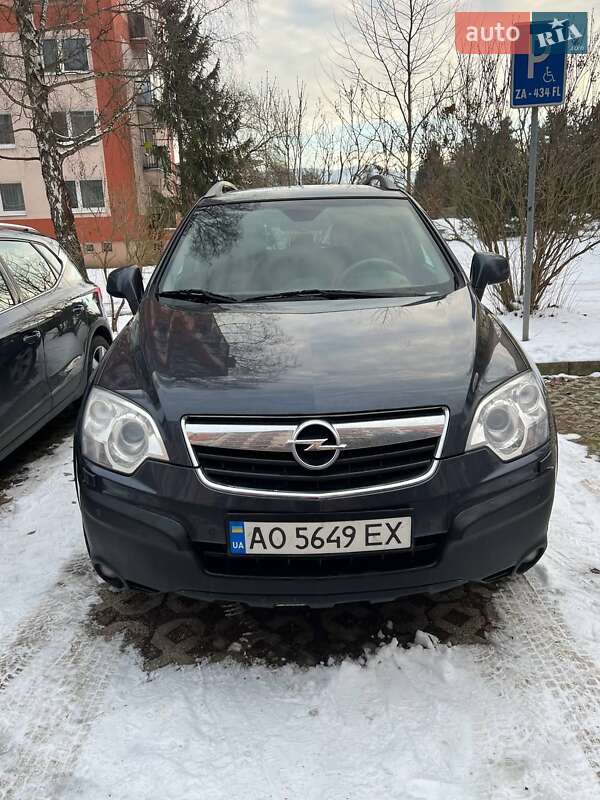 Внедорожник / Кроссовер Opel Antara 2008 в 