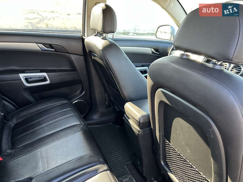 Внедорожник / Кроссовер Opel Antara 2012 в Редковцах