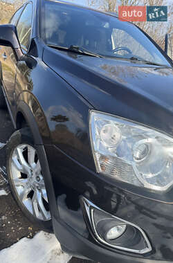 Позашляховик / Кросовер Opel Antara 2014 в 