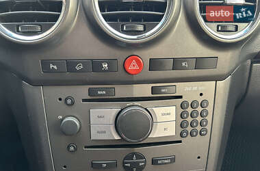 Позашляховик / Кросовер Opel Antara 2008 в 