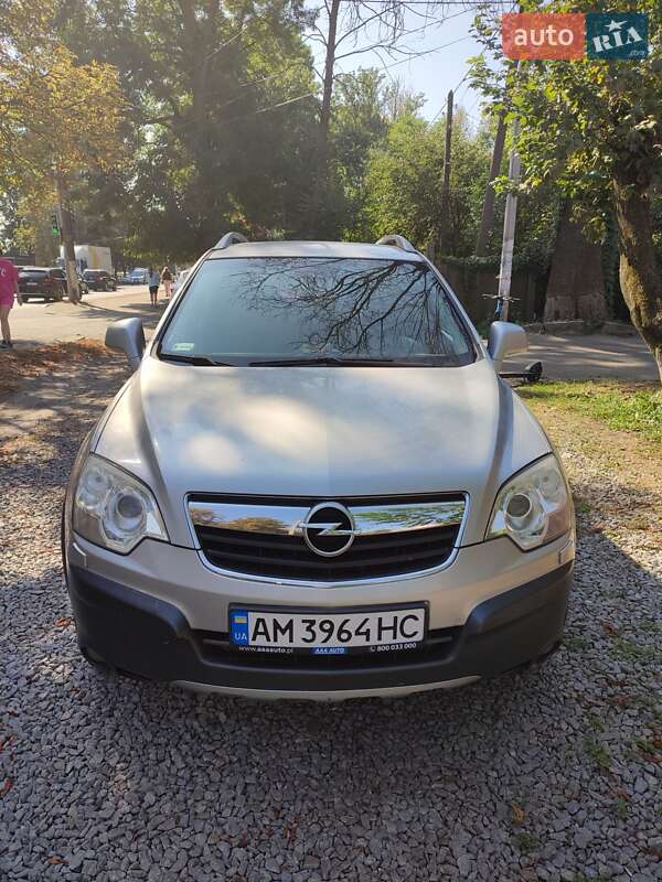 Внедорожник / Кроссовер Opel Antara 2007 в 