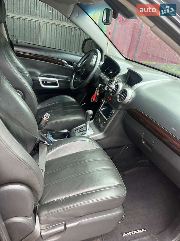 Внедорожник / Кроссовер Opel Antara 2008 в Черновцах