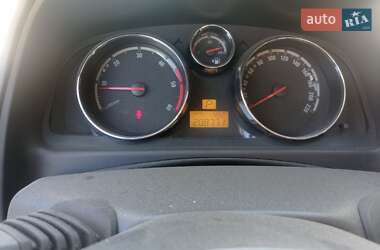 Внедорожник / Кроссовер Opel Antara 2008 в 