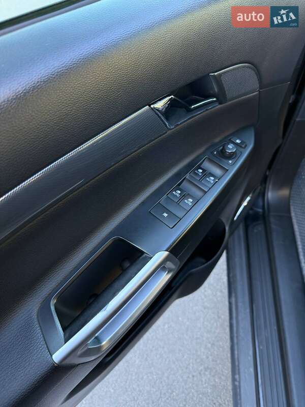 Внедорожник / Кроссовер Opel Antara 2013 в Ивано-Франковске