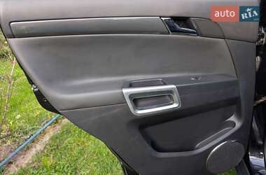 Внедорожник / Кроссовер Opel Antara 2010 в 