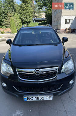 Позашляховик / Кросовер Opel Antara 2011 в 