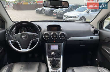 Позашляховик / Кросовер Opel Antara 2012 в 