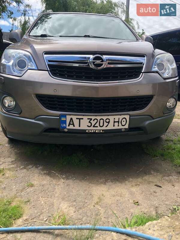 Внедорожник / Кроссовер Opel Antara 2014 в Надворной