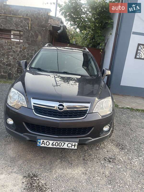 Внедорожник / Кроссовер Opel Antara 2012 в Ужгороде