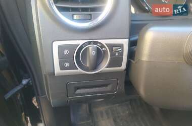 Позашляховик / Кросовер Opel Antara 2012 в 