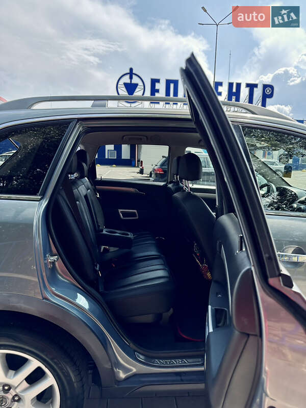 Внедорожник / Кроссовер Opel Antara 2012 в Ковеле