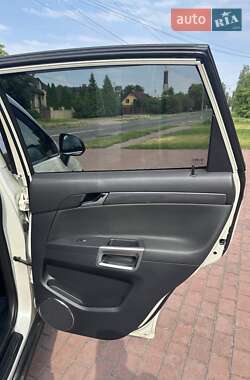 Внедорожник / Кроссовер Opel Antara 2010 в 