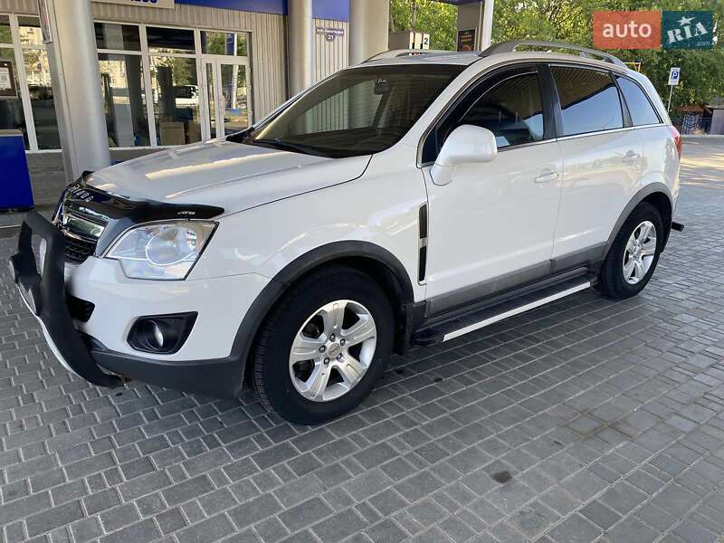 Позашляховик / Кросовер Opel Antara 2012 в Миколаєві