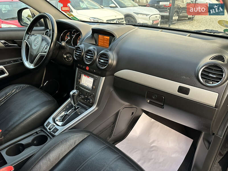 Позашляховик / Кросовер Opel Antara 2014 в Івано-Франківську