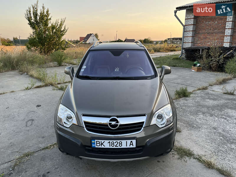Внедорожник / Кроссовер Opel Antara 2008 в Городке