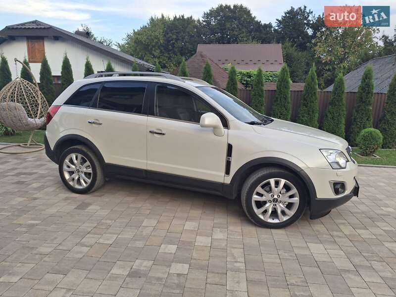 Позашляховик / Кросовер Opel Antara 2012 в Івано-Франківську