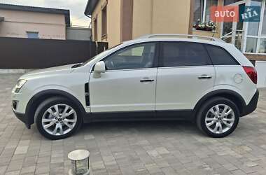 Позашляховик / Кросовер Opel Antara 2012 в 