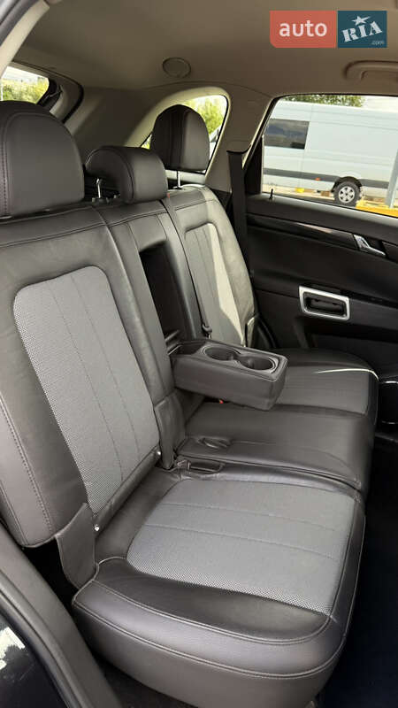 Позашляховик / Кросовер Opel Antara 2011 в Чернівцях