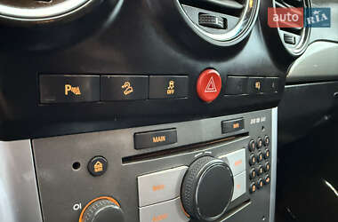 Внедорожник / Кроссовер Opel Antara 2011 в 