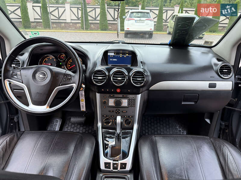 Позашляховик / Кросовер Opel Antara 2011 в Чернівцях