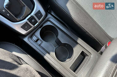 Внедорожник / Кроссовер Opel Antara 2013 в 