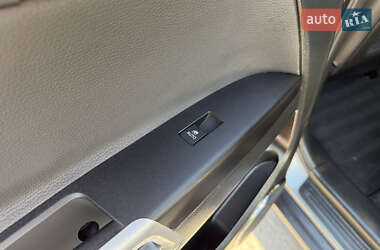Внедорожник / Кроссовер Opel Antara 2013 в 