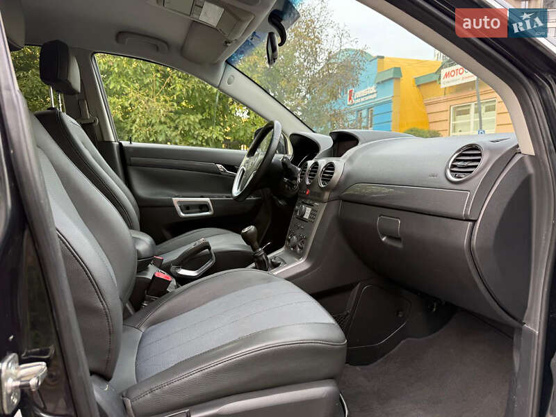 Позашляховик / Кросовер Opel Antara 2010 в Луцьку
