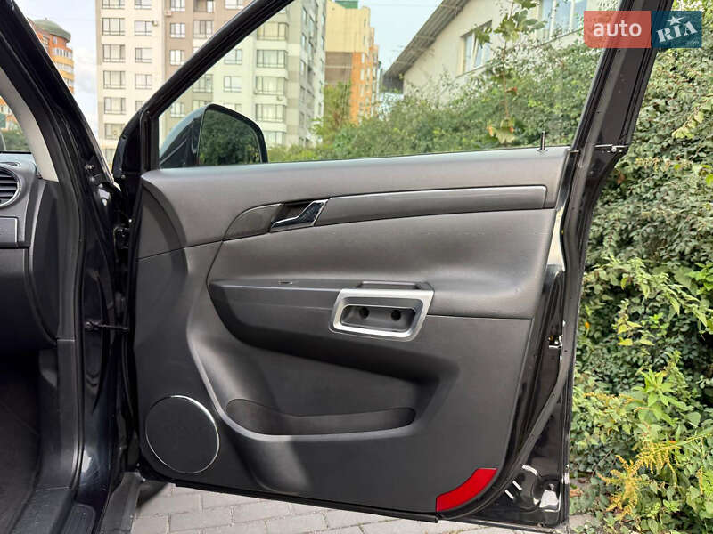 Позашляховик / Кросовер Opel Antara 2010 в Луцьку