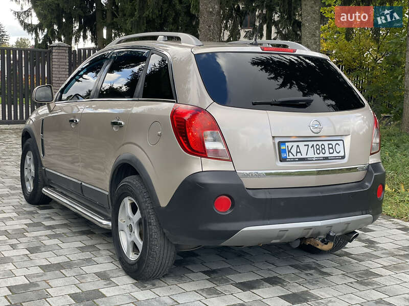 Внедорожник / Кроссовер Opel Antara 2012 в Староконстантинове