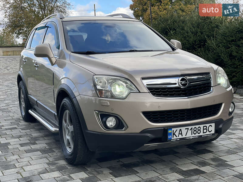 Внедорожник / Кроссовер Opel Antara 2012 в Староконстантинове