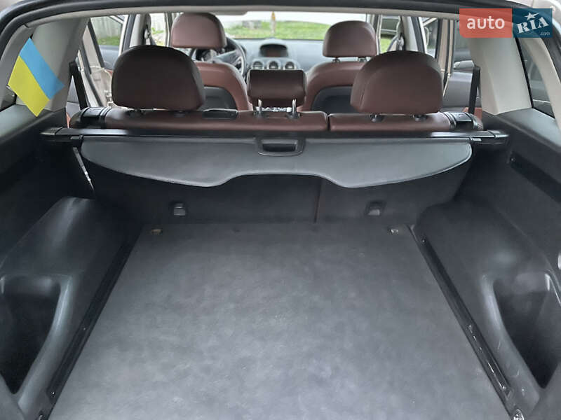 Внедорожник / Кроссовер Opel Antara 2012 в Староконстантинове